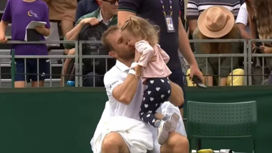 Photo of video | Moment emoționant la Wimbledon! Radu Albot, felicitat de fetița sa după meci