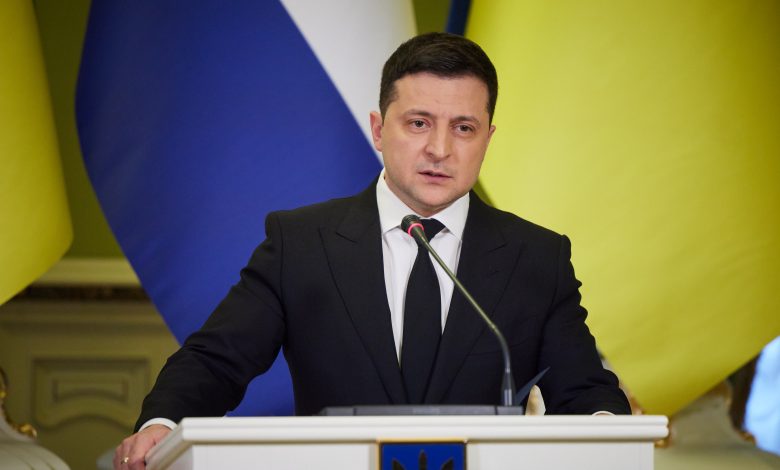 Photo of Ucraina: Preşedintele Zelenski califică distrugerea barajului drept o „bombă ecologică de distrugere în masă”