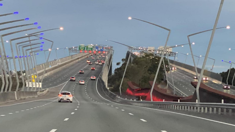 Photo of O fotografie ciudată cu un pod din Australia a devenit virală. Care este explicația pentru imaginea care a îngrozit mii de oameni