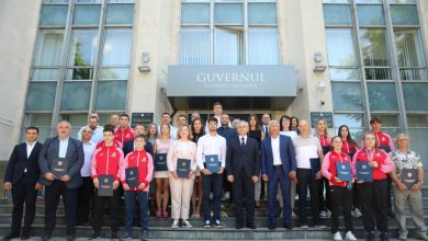 Photo of Premii de peste 1,5 milioane lei pentru sportivii care au cucerit medalii la Europenele din Polonia și Chișinău