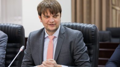 Photo of Cum explică deputații PAS revenirea lui Andrei Spînu la Ministerul Infrastructurii