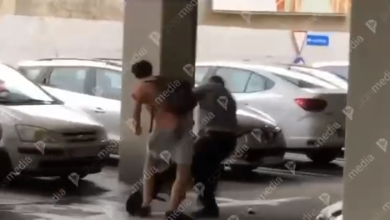Photo of video | Un paznic din Chișinău, bătut cu ciocanul de un tânăr. De la ce ar fi pornit conflictul