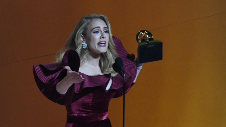 Photo of Adele, declarație șocantă către fani: „Vă provoc. Dacă vreunul dintre voi aruncă cu ceva spre mine, îl omor”