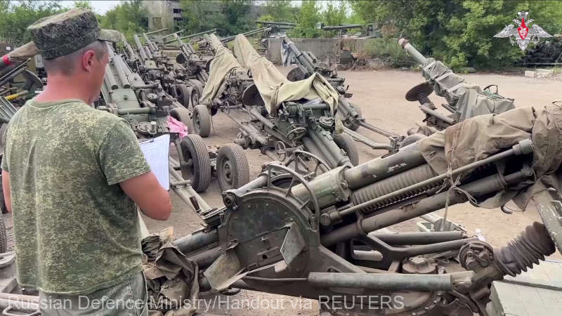 Photo of Grupul Wagner a predat armatei ruse peste 2000 de echipamente militare şi 20.000 de arme