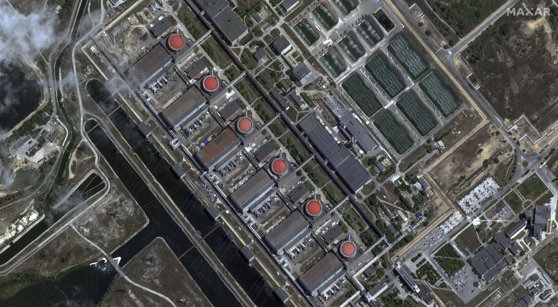 Photo of Noi imagini din satelit arată obiecte neidentificate la centrala nucleară Zaporojie din Ucraina