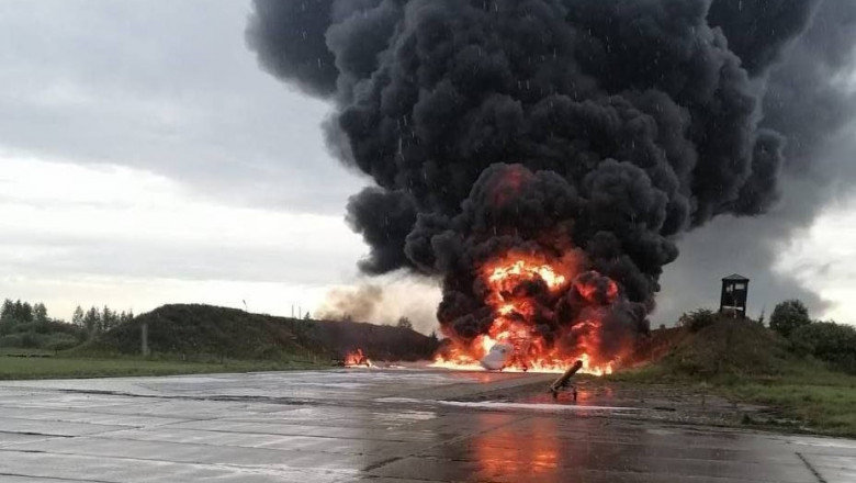 Photo of Ucrainenii au reușit să distrugă primul bombardier nuclear strategic al Rusiei, într-un atac cu drone asupra unei baze aeriene