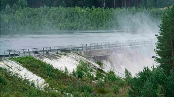 Photo of Un baraj din Norvegia s-a rupt, iar o centrală electrică a fost scufundată: Mii de oameni au fost evacuaţi 
