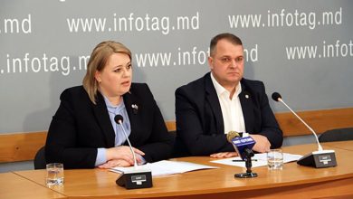 Photo of Deputații Partidului Renaștere, Nesterovschi și Lozovan, au fost reținuți