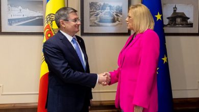 Photo of Igor Grosu, discuție cu europarlamentara Corina Crețu: „R. Moldova trebuie ajutată în parcursul său european”