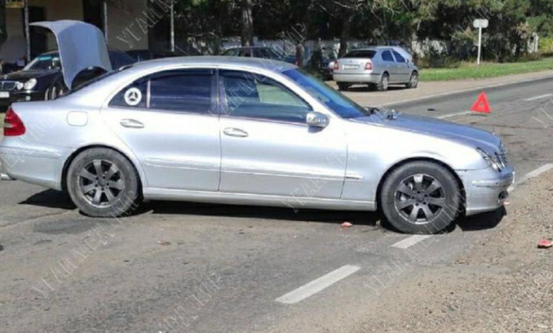 Photo of video | Un bărbat a fost lovit mortal după ce a traversat strada pentru a cumpăra un pepene verde