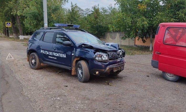 Photo of foto, video | O mașină de serviciu a Poliției de Frontieră, implicată într-un accident în raionul Ungheni