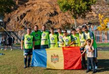 Photo of foto | Jurnaliștii moldoveni, din nou campioni la fotbal. Unul dintre ei a devenit și cel mai bun jucător al turneului din Armenia