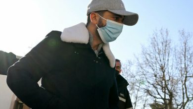 Photo of Un dentist a extras 4.000 de dinți sănătoși ca să pună proteze scumpe pacienților săi. Câți bani câștiga lunar