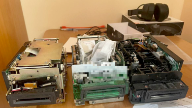 Photo of video | Un atelier de fabricare ilegală a dispozitivelor de clonare a cartelelor bancare, destructurat în capitală. Doi moldoveni – reținuți