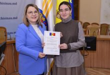 Photo of foto | 14 persoane au depus jurământul pentru obținerea cetățeniei R. Moldova. Din ce țări provin