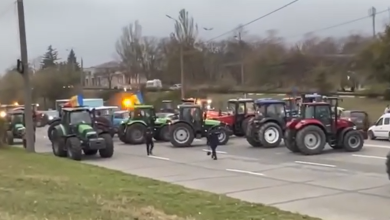 Photo of video, update | Fermierii au BLOCAT șoseaua Hîncești, creând ambuteiaje. Poliția: Nu vom tolera