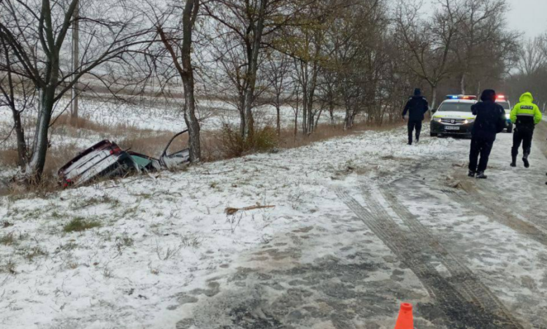 Photo of Condițiile meteo și echiparea necorespunzătoare fac primele victime. Un mort și doi răniți într-un accident spre Nisporeni