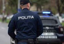 Photo of Un tânăr originar din R. Moldova reţinut de poliţişti, fiind acuzat că ar fi sustras 30.000 de euro dintr-un centru comercial