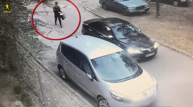 Photo of video | Escrocherii cu „ruda implicată în accident”: Trei persoane reținute în șase cazuri pe teritoriul capitalei, în doar o lună