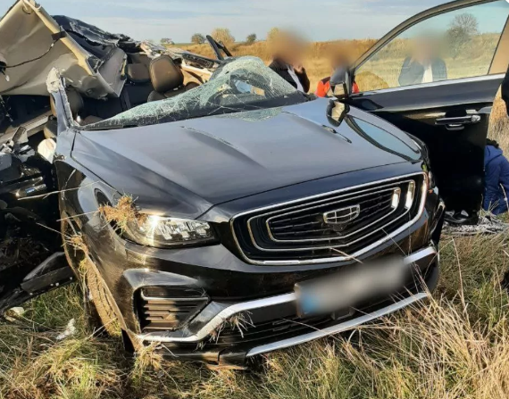 Photo of foto | O șoferiță de 19 ani a decedat după ce a scăpat controlul volanului și a ajuns într-un pilon de electricitate