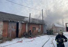 Photo of foto | Un depozit din Bălți, cuprins de flăcări. Sunt și victime