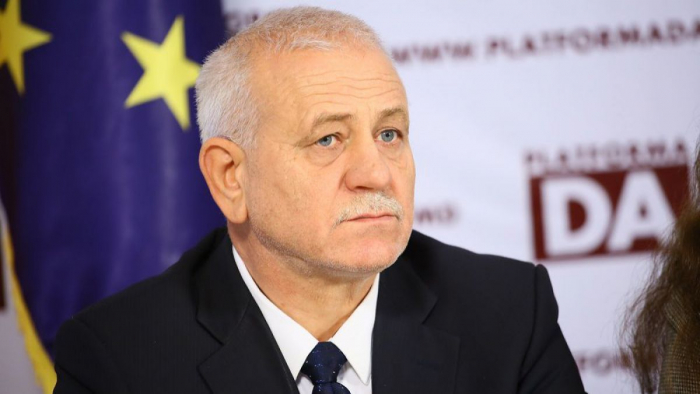 Photo of Chiril Moțpan anunță că părăsește Platforma DA: „Împăcat că am rămas pe baricade până în ultima clipă”