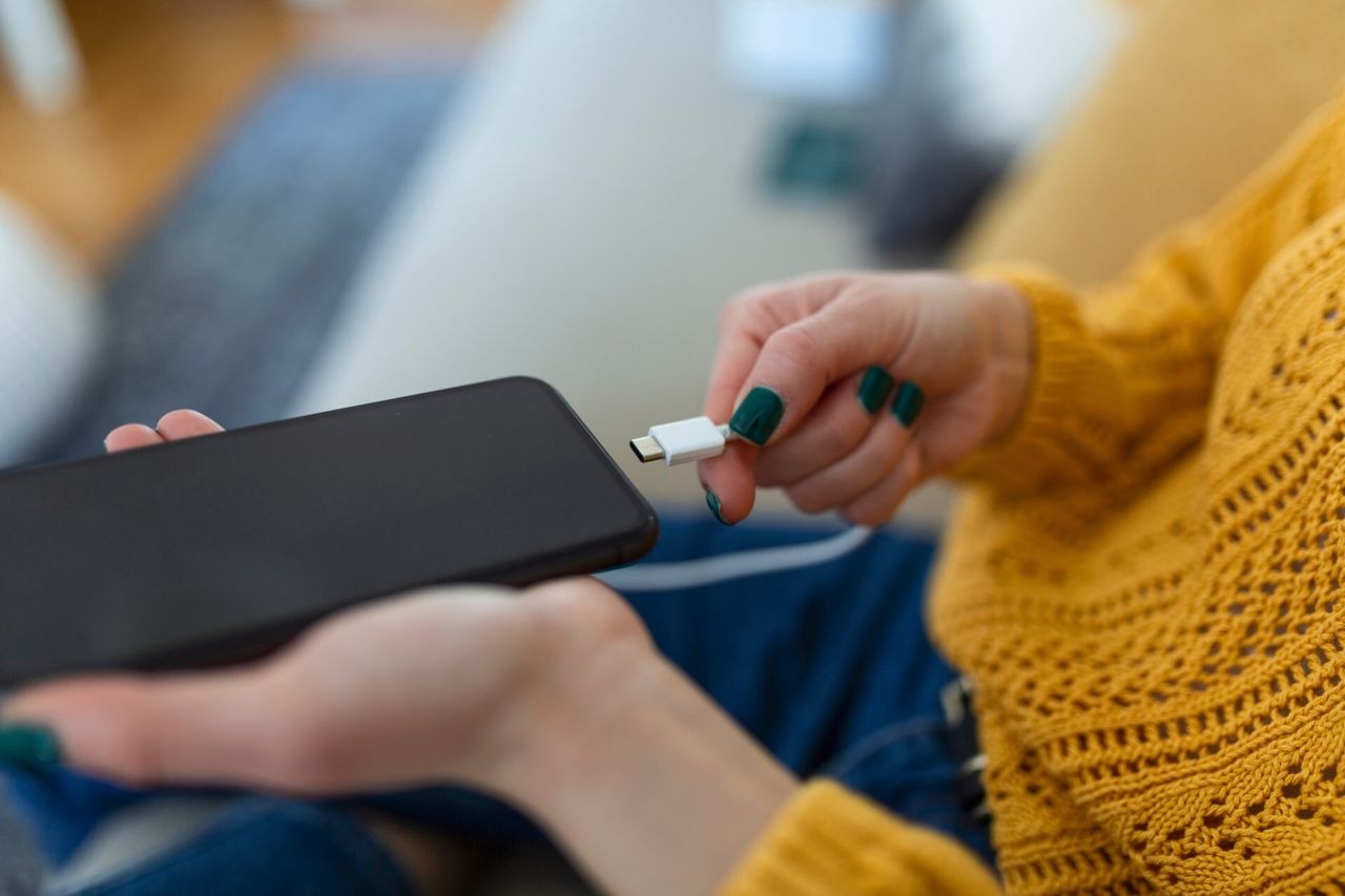 Photo of Telefonul care nu trebuie încărcat niciodată: Cum funcționează și la ce îți trebuie