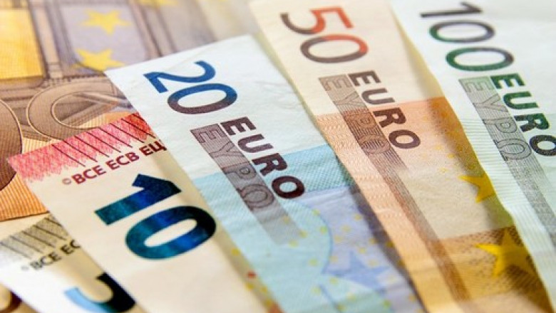 Photo of UE interzice plățile cash de peste 10.000 de euro pentru a detecta și limita tranzacţiile „dubioase”