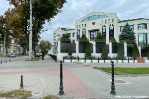 Un angajat al Ambasadei Rusiei în R. Moldova, declarat persoană indezirabilă. Vasnețov, convocat la MAE