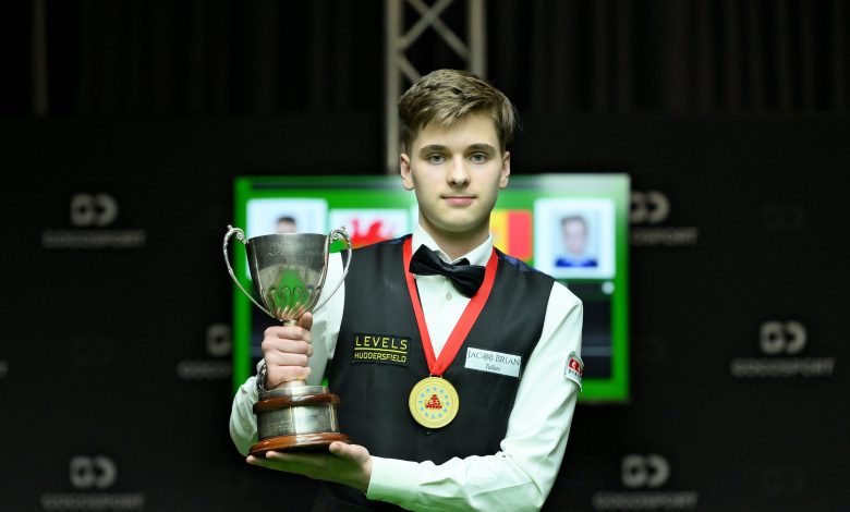 Photo of Tânărul jucător moldovean de snooker, Vladislav Grădinari, a devenit campion european Under-16
