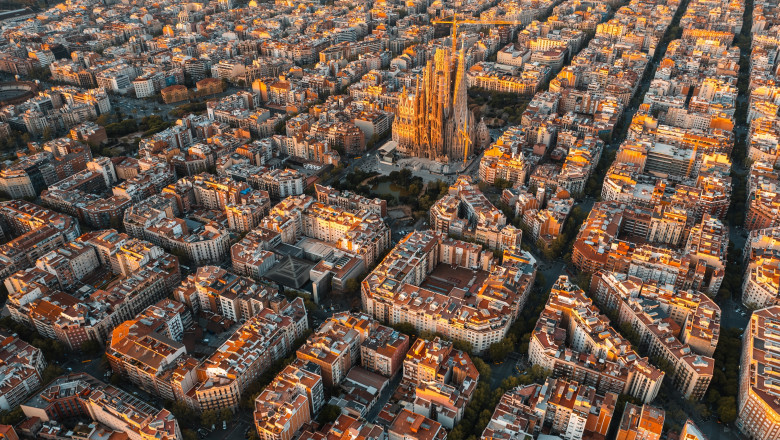 Photo of Barcelona a şters o linie de autobuz din Google Maps, pentru a o ascunde de turişti