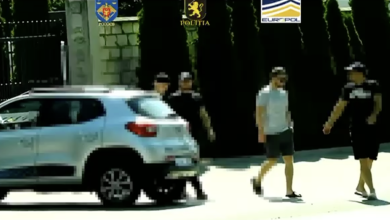 Photo of video | Patru moldoveni au furat bunuri în sumă de 5.000.000 lei din UE. 20 de percheziții desfășurate în Chișinău