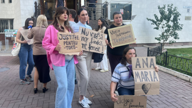 Photo of foto | „Nu mai acceptăm protejarea agresorilor”. Protest la Ministerul Justiției față de abuzul împotriva femeilor