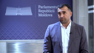 Photo of Discuția deputatului socialist Adrian Albu cu un agent FSB, scursă în spațiul public. Ce plan avea agentul rus pentru a „curăța” imaginea lui Șor