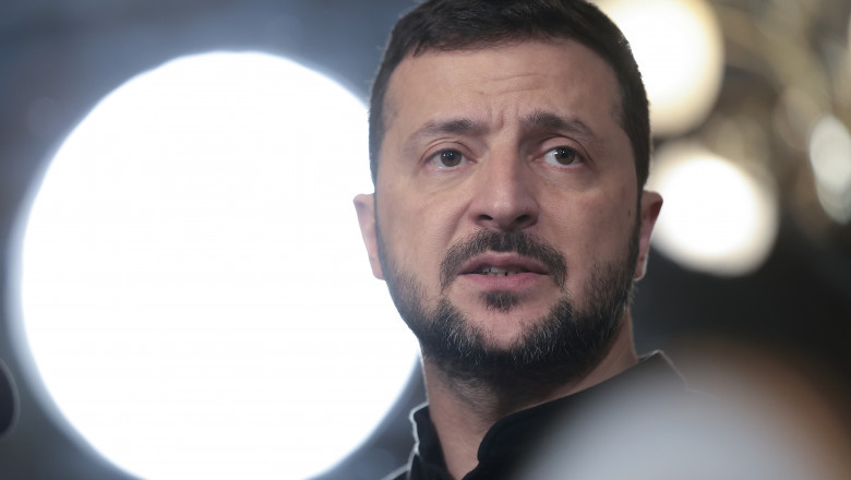 Photo of Zelenski vorbește pentru prima dată despre înfrângere: „Dacă SUA vor tăia ajutorul, vom pierde războiul”