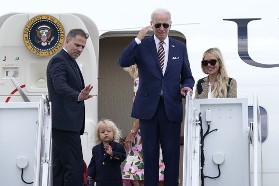 Photo of Pe final de mandat, președintele american Joe Biden și-a grațiat fiul