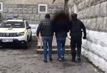 Photo of video | A exploatat sexual o minoră, pe care o primise să o „îngrijească”. Un bărbat din Chișinău, arestat