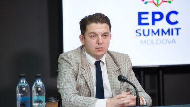 Photo of Expert: Decizia SUA de a opri livrările de arme către Ucraina se va resimți și în R. Moldova