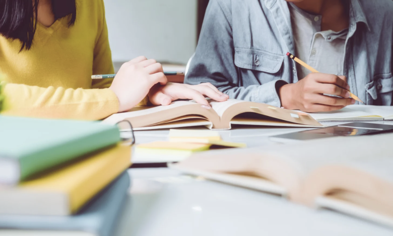 Photo of Studiile superioare vor putea fi făcute și la distanță