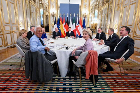 Photo of Britanicii, francezii şi ucrainenii vor propune Statelor Unite un plan de încetare a focului în Ucraina