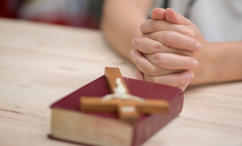 Photo of Sondaj: Majoritatea moldovenilor se opun predării obligatorii a religiei în școli