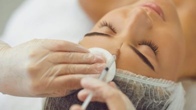 Photo of Injecțiile cu acid hialuronic și toxină botulinică. Cât de sigure sunt și ce efecte nedorite ar putea avea