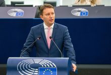 Photo of Europarlamentar: „Prima tranșă din ajutorul de 1,9 miliarde de euro va ajunge în R. Moldova până mijlocul lunii iunie”