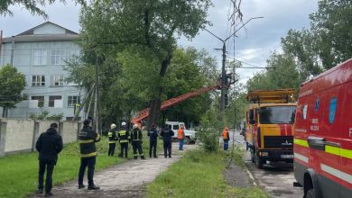 Photo of video, foto | Vântul puternic și grindina au făcut ravagii la Bălți și Sîngerei