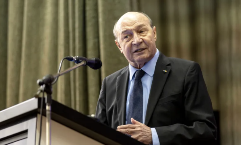Photo of Traian Băsescu: „Duminică votăm Nicușor Dan”. Argumentele fostului președinte al României