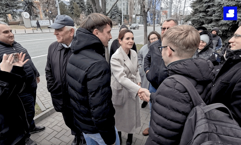 Photo of video | Pregătiți să creeze haos: Mai mulți tineri antrenați de rețeaua lui Șor, activi la proteste din Chișinău