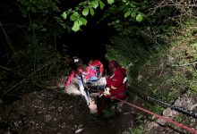 Photo of foto | Patru tinere din R. Moldova, blocate într-o zonă periculoasă a munților. Operațiunea de salvare a durat ore în șir