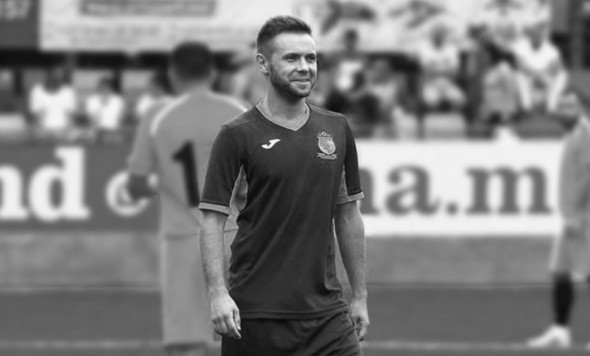 Photo of Fotbalistul moldovean, Adrian Apostol, s-a stins din viață la doar 33 de ani
