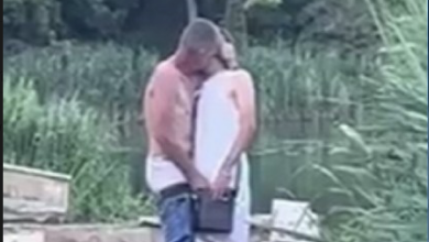 Photo of Cazul celor doi bărbați filmați în parc. Angelica Frolov invocă o posibilă înscenare