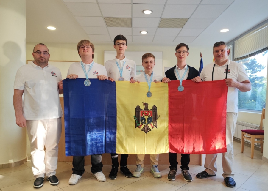 Photo of foto | Medalii de aur, argint și bronz pentru R. Moldova la Olimpiada Balcanică de Fizică